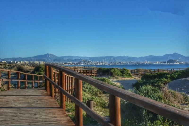דירות ארנאלס דל סול Apartamento Con Terraza 50M2，500M A La Playa מראה חיצוני תמונה